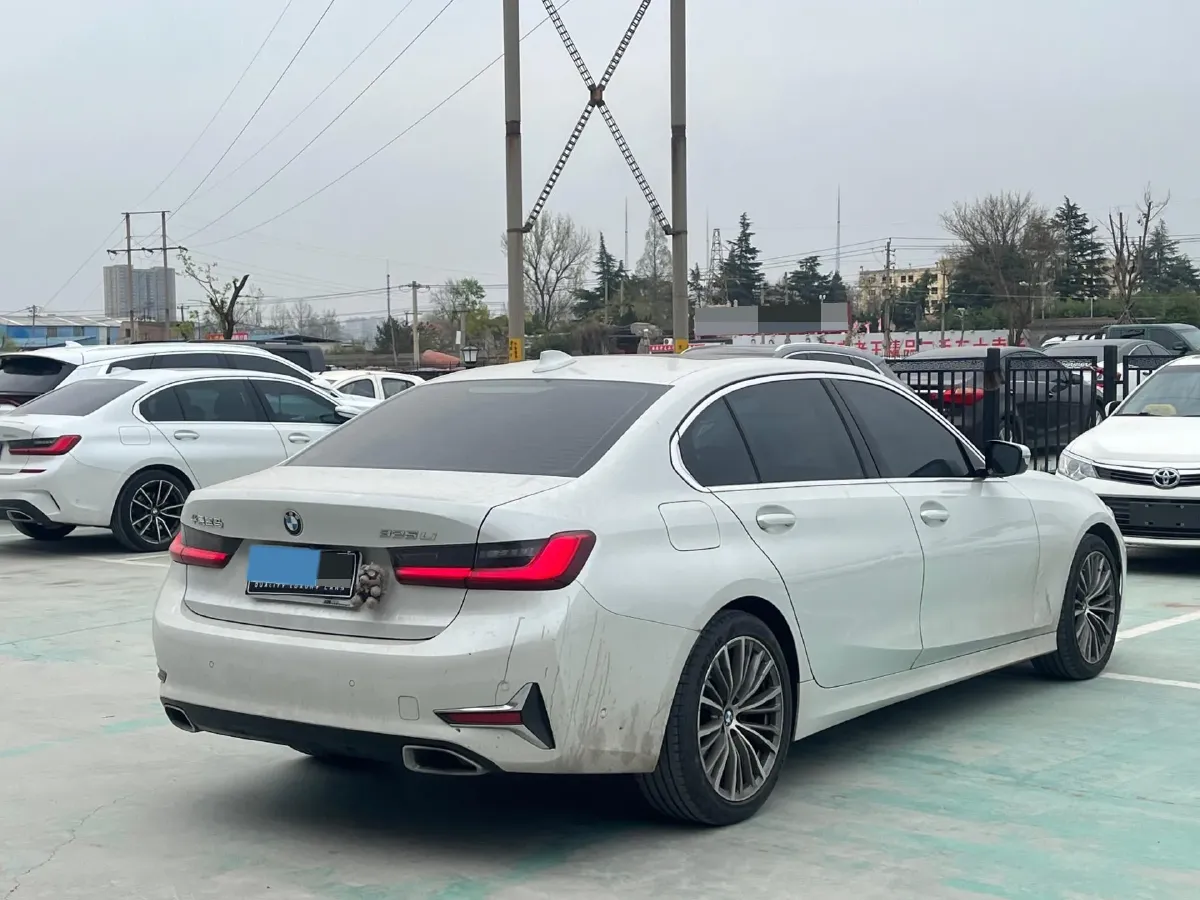 2020 BMW 3 Series 2.0T 184HP L4 8AT,autocango,china used car exporter,china ev exporter,chinese used car exporter,chinese used ev exporter