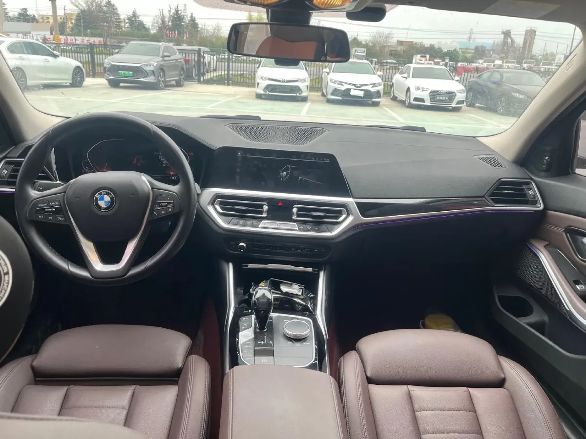 2020 BMW 3 Series 2.0T 184HP L4 8AT,autocango,china used car exporter,china ev exporter,chinese used car exporter,chinese used ev exporter