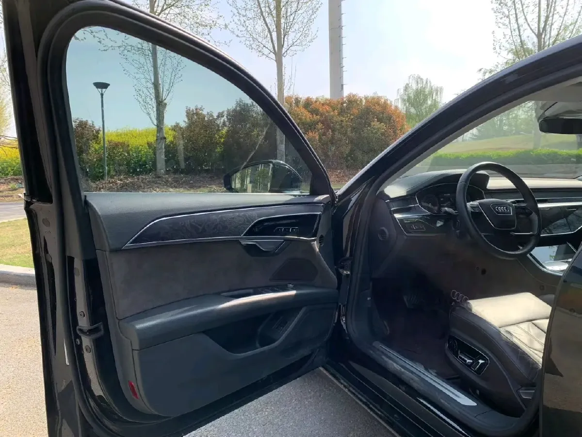 2019 Audi A8 3.0T 286HP V6 8AT,autocango,china used car exporter,china ev exporter,chinese used car exporter,chinese used ev exporter