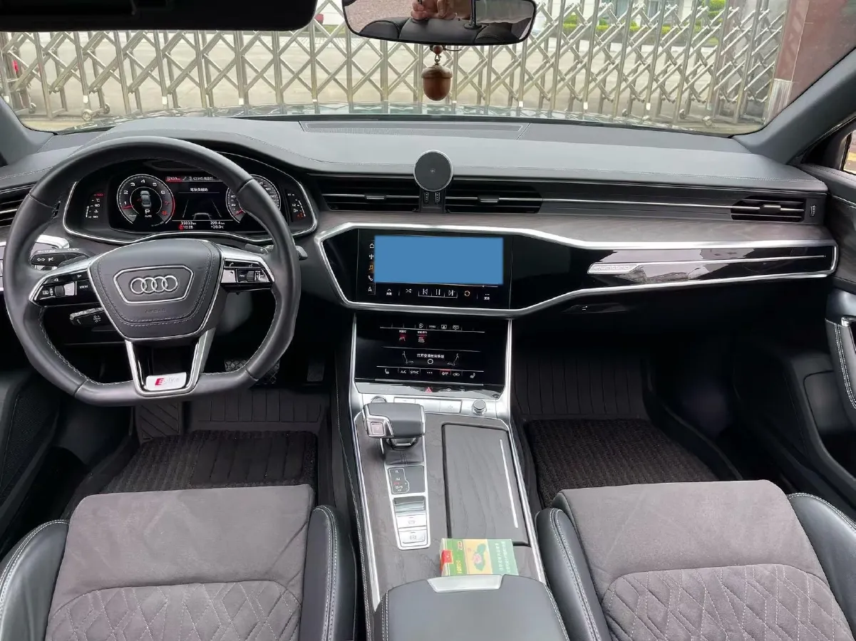 2023 Audi A6L 3.0T 340HP V6 7DCT,autocango,china used car exporter,china ev exporter,chinese used car exporter,chinese used ev exporter