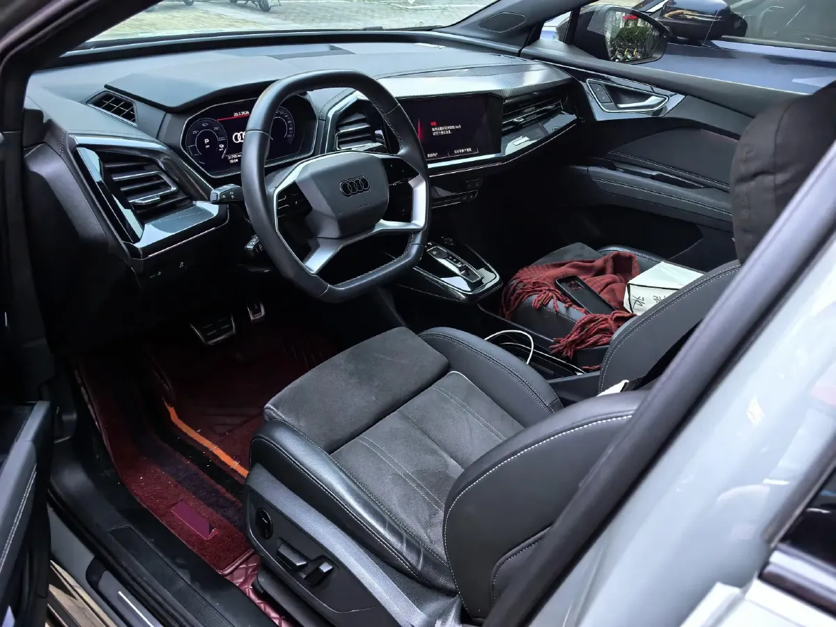 2023 Audi Q4 e-tron BEV 84.8KWH,autocango,china used car exporter,china ev exporter,chinese used car exporter,chinese used ev exporter