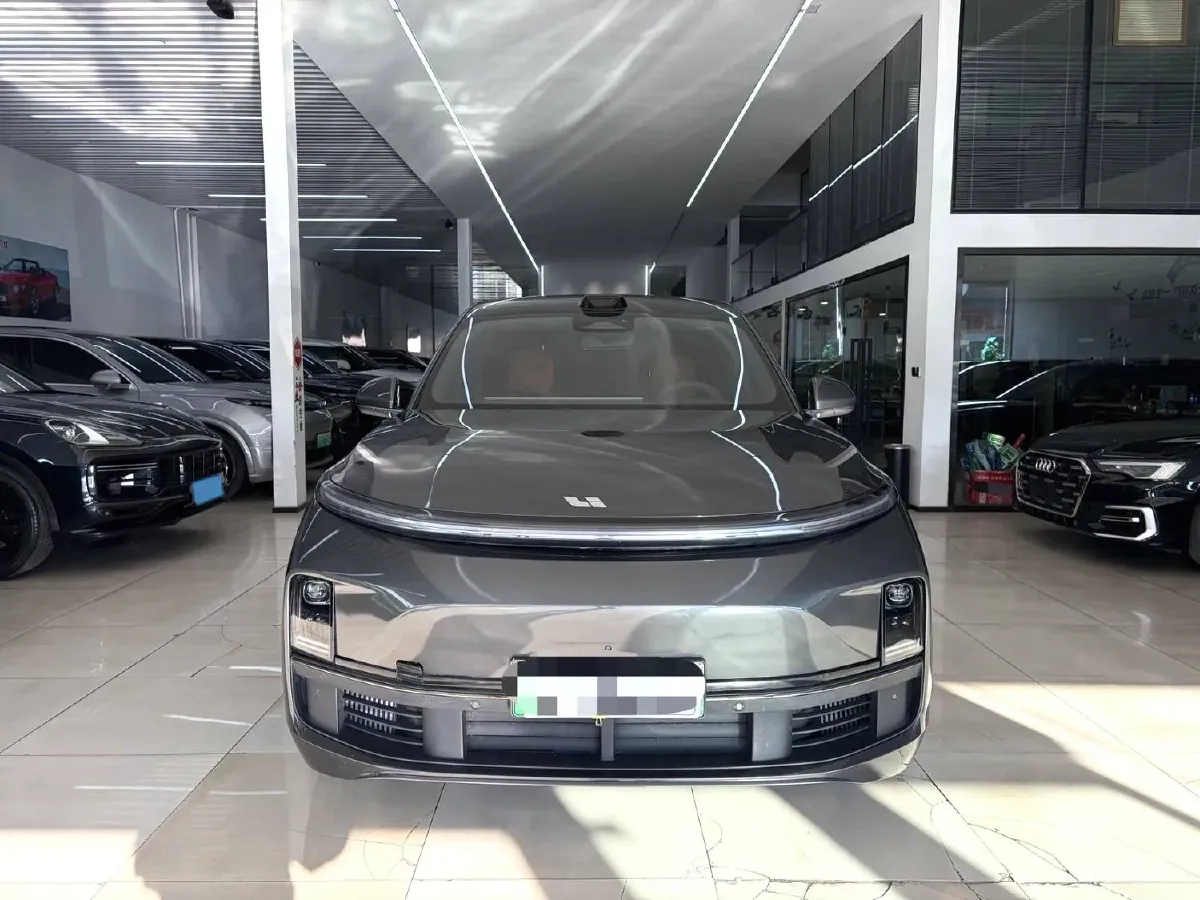 2022 Li L9 Range Extended 154HP REEV 42.6KWH,autocango,china used car exporter,china ev exporter,chinese used car exporter,chinese used ev exporter