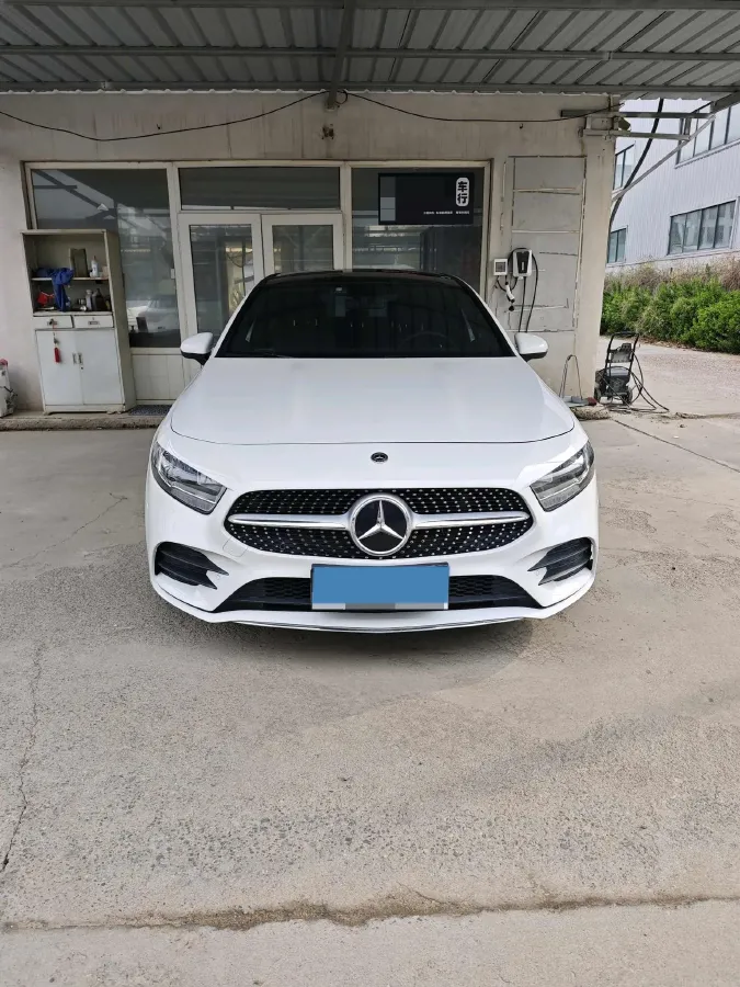 2021 Mercedes-Benz A Class 1.3T 136HP L4 7DCT,autocango,china used car exporter,china ev exporter,chinese used car exporter,chinese used ev exporter