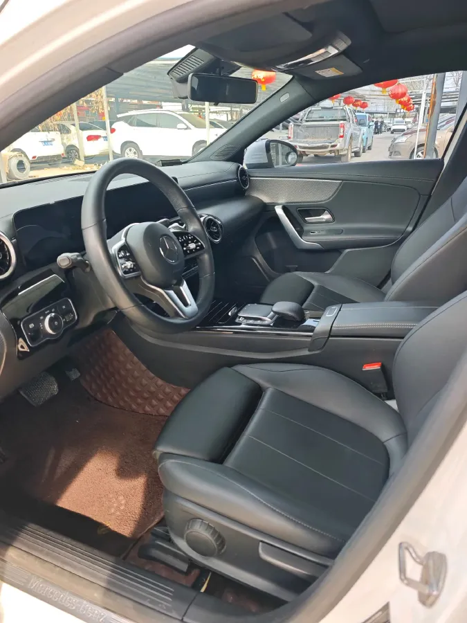 2021 Mercedes-Benz A Class 1.3T 136HP L4 7DCT,autocango,china used car exporter,china ev exporter,chinese used car exporter,chinese used ev exporter