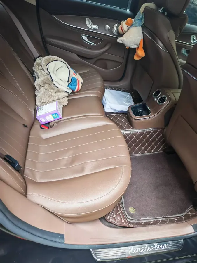 2021 Mercedes-Benz E Class 2.0T 258HP L4 9AT,autocango,china used car exporter,china ev exporter,chinese used car exporter,chinese used ev exporter