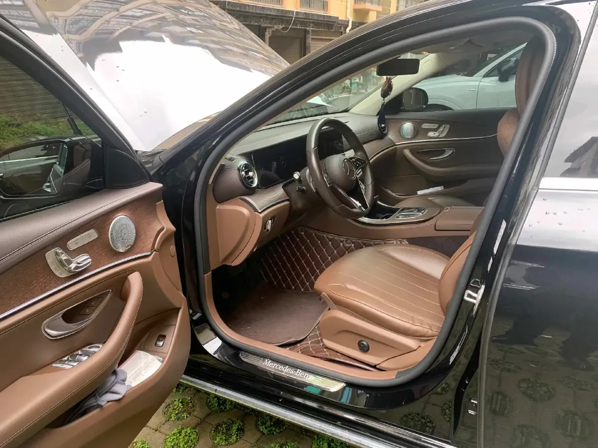 2021 Mercedes-Benz E Class 2.0T 258HP L4 9AT,autocango,china used car exporter,china ev exporter,chinese used car exporter,chinese used ev exporter