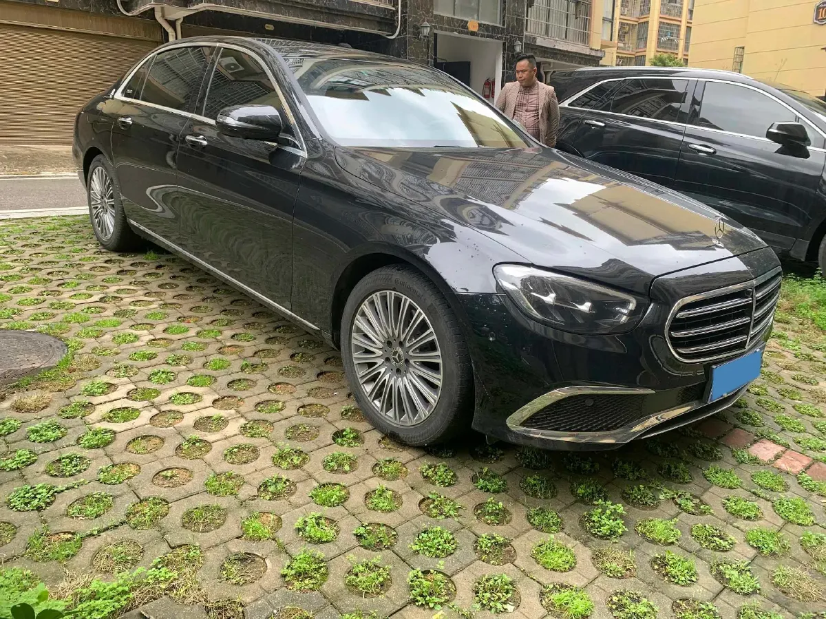 2021 Mercedes-Benz E Class 2.0T 258HP L4 9AT,autocango,china used car exporter,china ev exporter,chinese used car exporter,chinese used ev exporter