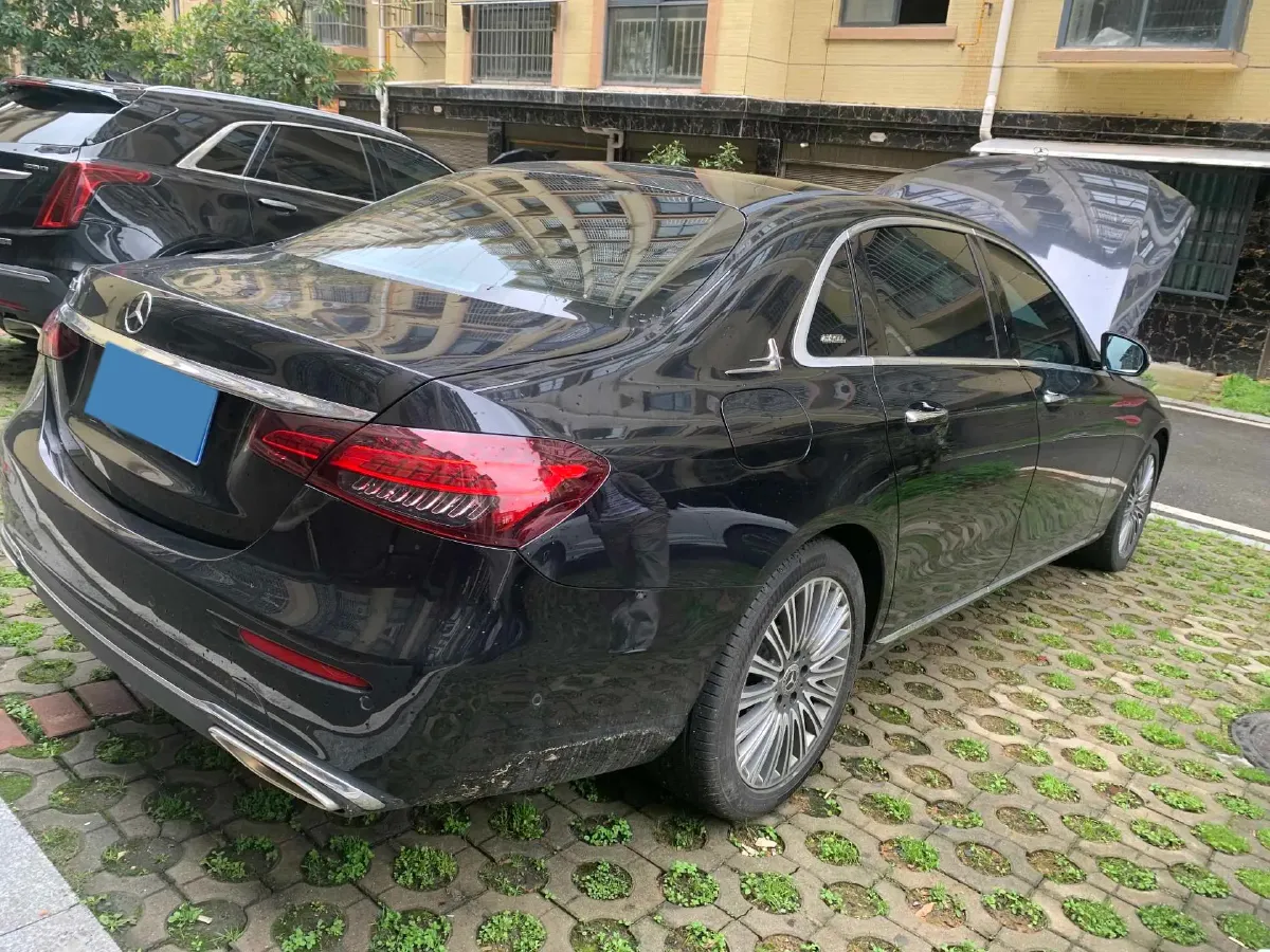 2021 Mercedes-Benz E Class 2.0T 258HP L4 9AT,autocango,china used car exporter,china ev exporter,chinese used car exporter,chinese used ev exporter