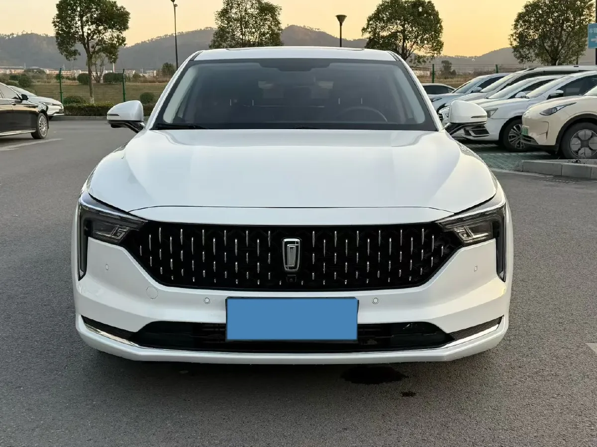 2021 Bestune B70 1.5T 169HP L4 7DCT,autocango,china used car exporter,china ev exporter,chinese used car exporter,chinese used ev exporter