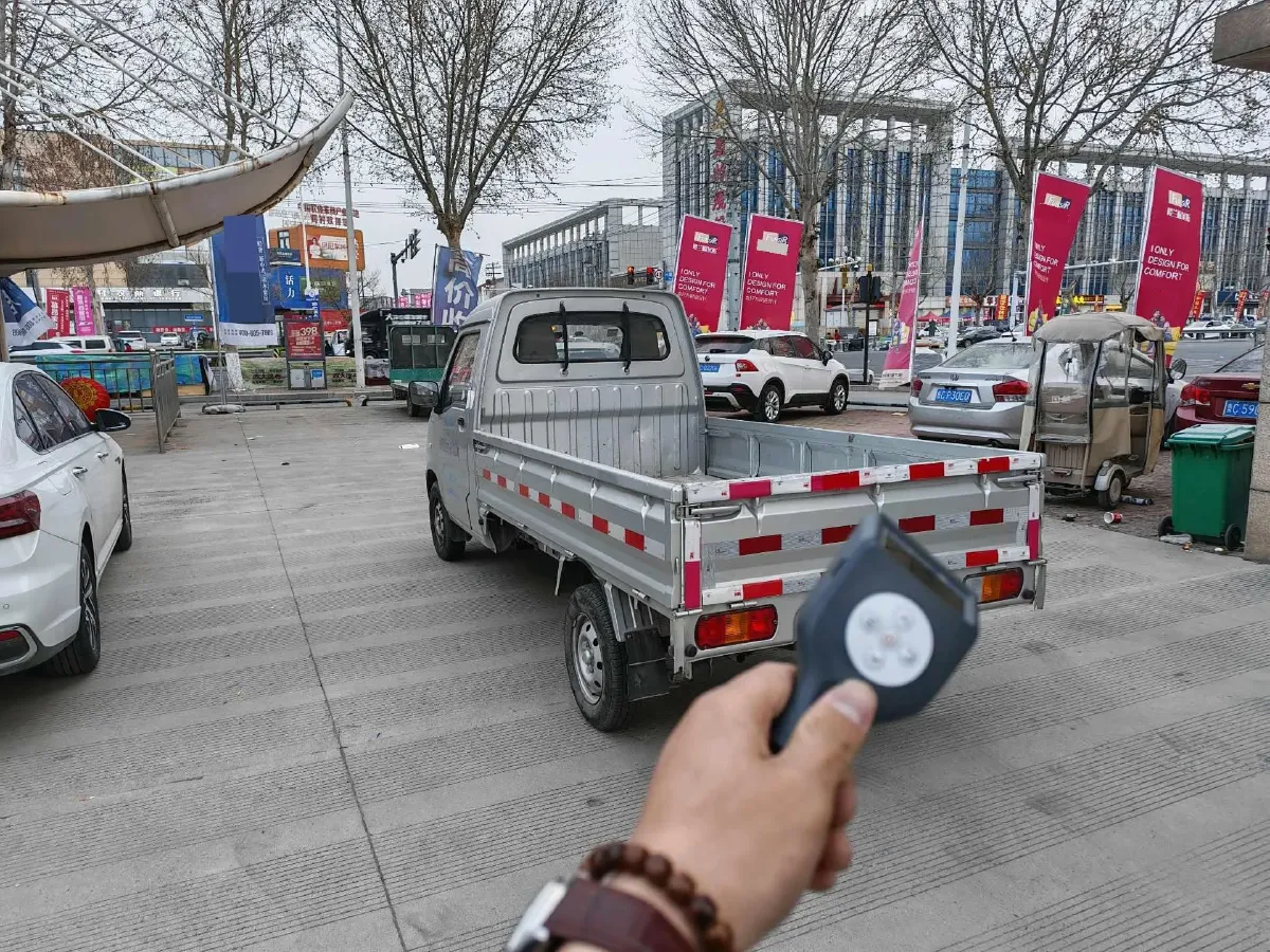 2020 WuLing ZhiGuang Mini Truck 1.2L 76HP L4 5MT,autocango,china used car exporter,china ev exporter,chinese used car exporter,chinese used ev exporter