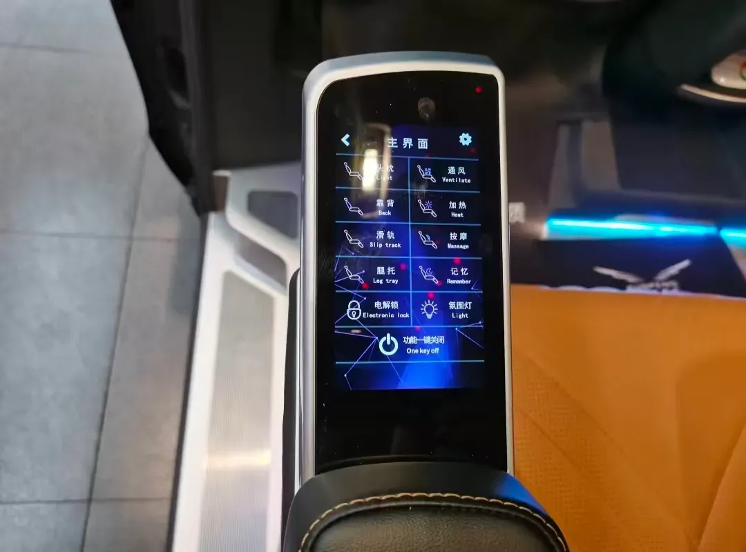 2020 Mercedes-Benz V Class 2.0T 211HP L4 9AT,autocango,china used car exporter,china ev exporter,chinese used car exporter,chinese used ev exporter