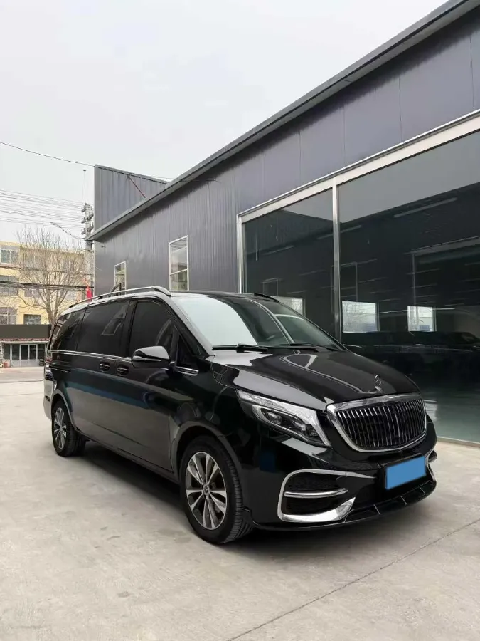 2020 Mercedes-Benz V Class 2.0T 211HP L4 9AT,autocango,china used car exporter,china ev exporter,chinese used car exporter,chinese used ev exporter