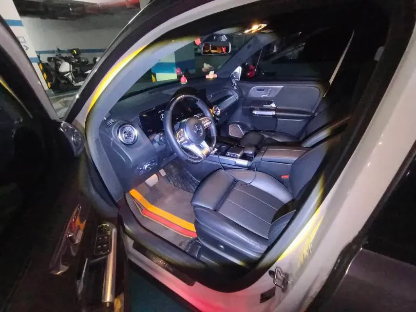 2021 Mercedes-Benz GLB Class 1.3T 163HP L4 7DCT,autocango,china used car exporter,china ev exporter,chinese used car exporter,chinese used ev exporter