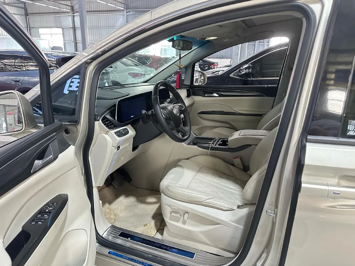 2021 Buick GL8 2.0T 237HP L4 9AT,autocango,china used car exporter,china ev exporter,chinese used car exporter,chinese used ev exporter