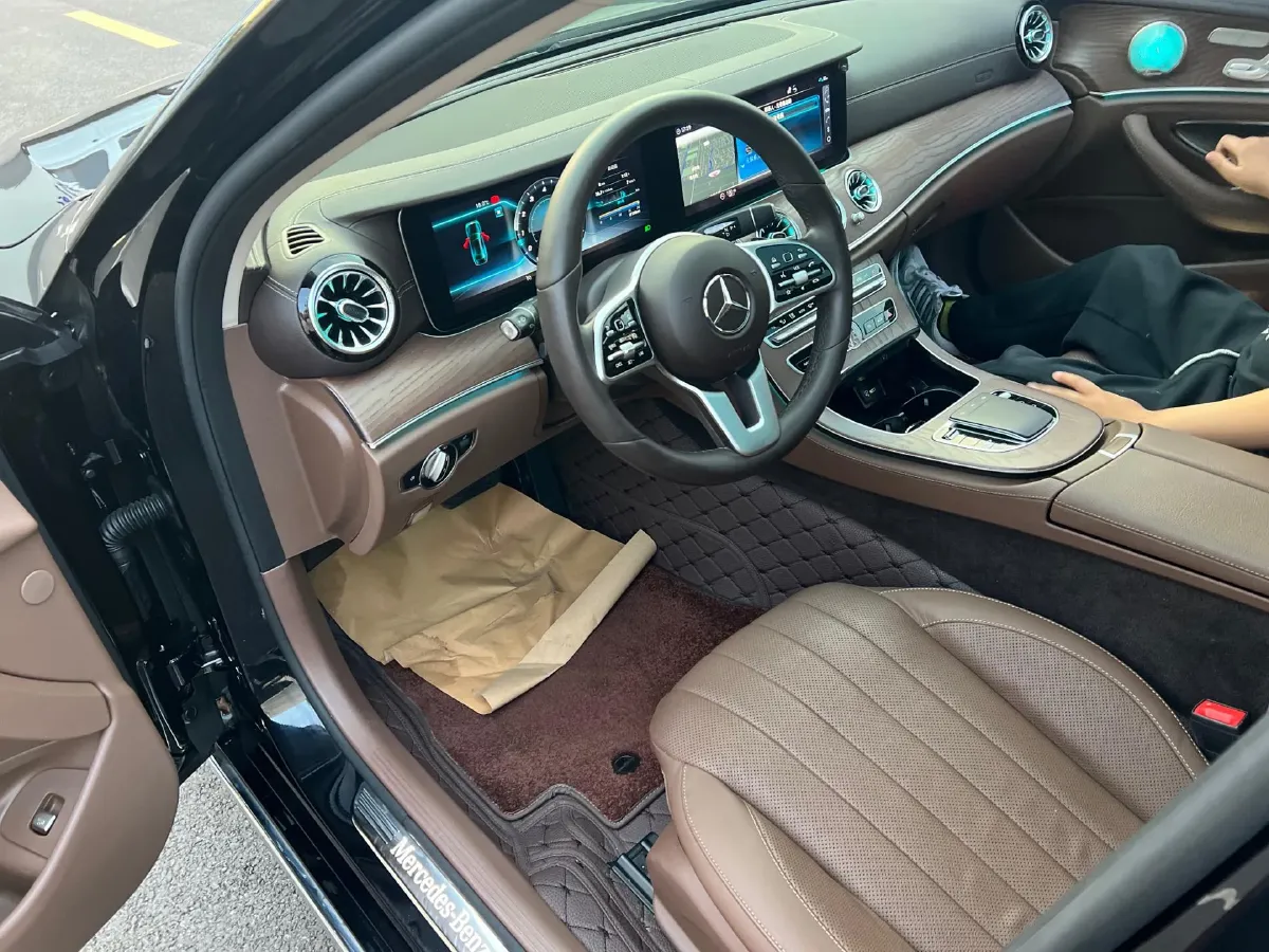 2020 Mercedes-Benz E Class 2.0T 258HP L4 9AT,autocango,china used car exporter,china ev exporter,chinese used car exporter,chinese used ev exporter