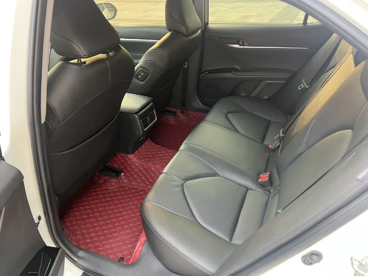 2021 Toyota Camry 2.5L 209HP L4 8AT,autocango,china used car exporter,china ev exporter,chinese used car exporter,chinese used ev exporter