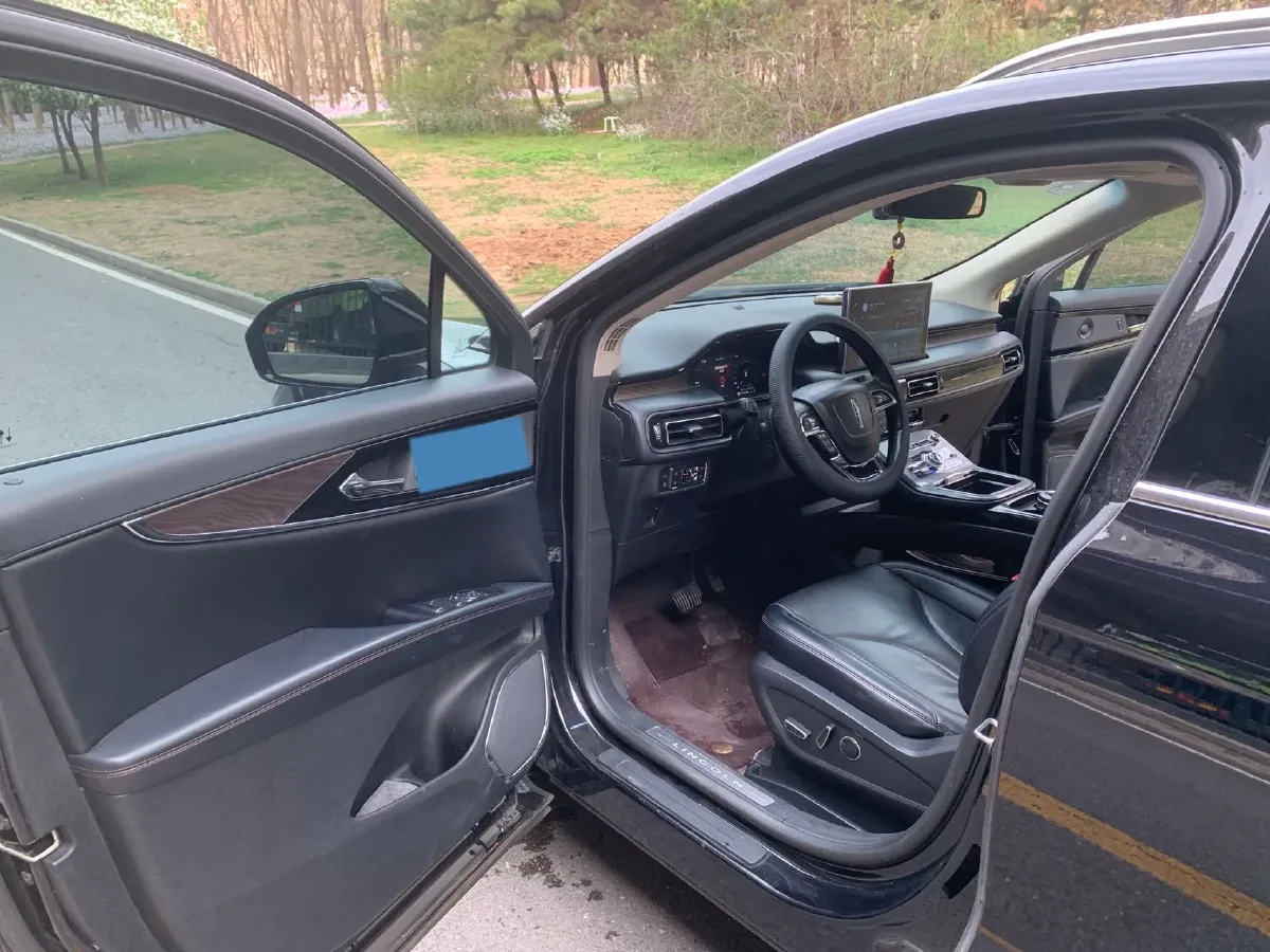 2021 Lincoln Nautilus 2.0T 245HP L4 8AT,autocango,china used car exporter,china ev exporter,chinese used car exporter,chinese used ev exporter