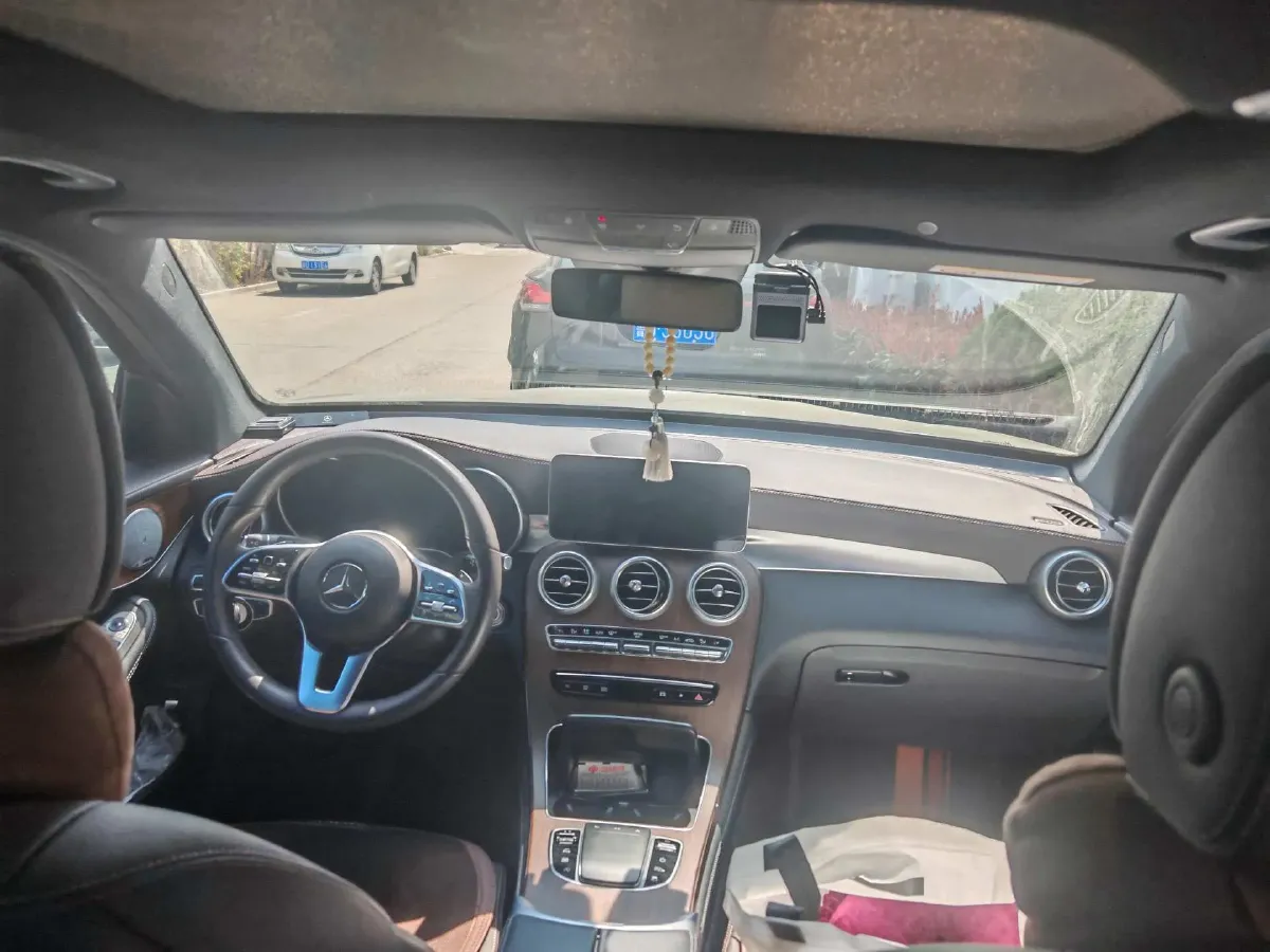 2021 Mercedes-Benz GLC Class 2.0T 258HP L4 9AT,autocango,china used car exporter,china ev exporter,chinese used car exporter,chinese used ev exporter