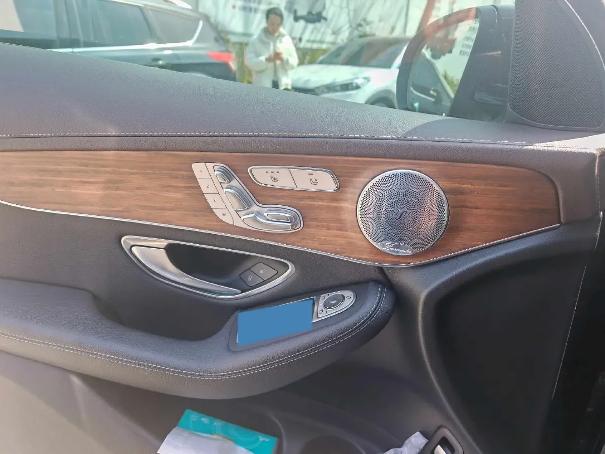 2021 Mercedes-Benz GLC Class 2.0T 258HP L4 9AT,autocango,china used car exporter,china ev exporter,chinese used car exporter,chinese used ev exporter