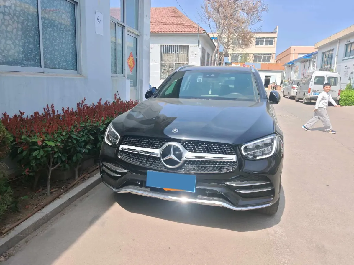 2021 Mercedes-Benz GLC Class 2.0T 258HP L4 9AT,autocango,china used car exporter,china ev exporter,chinese used car exporter,chinese used ev exporter
