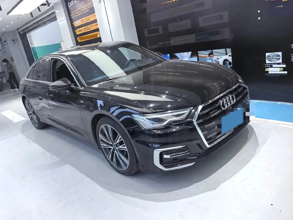 2023 Audi A6L 2.0T 245HP L4 7DCT,autocango,china used car exporter,china ev exporter,chinese used car exporter,chinese used ev exporter