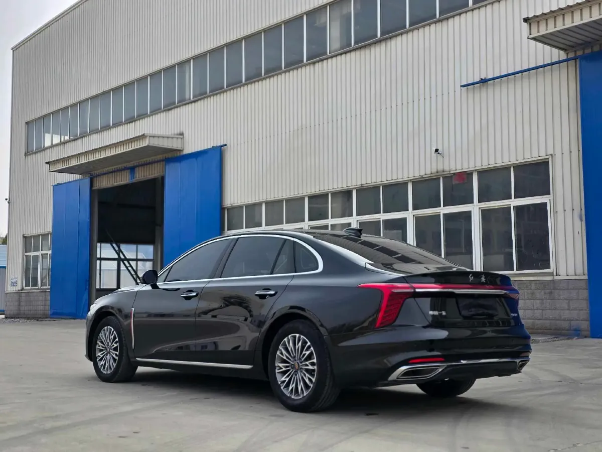 2023 HongQi H5 2.0T 224HP L4 8AT,autocango,china used car exporter,china ev exporter,chinese used car exporter,chinese used ev exporter