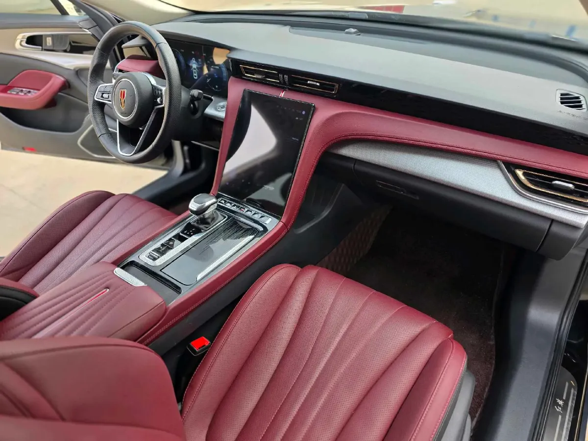 2023 HongQi H5 2.0T 224HP L4 8AT,autocango,china used car exporter,china ev exporter,chinese used car exporter,chinese used ev exporter