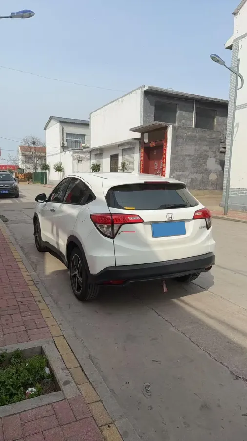 2020 Honda Vezel 1.5L 131HP L4 CVT,autocango,china used car exporter,china ev exporter,chinese used car exporter,chinese used ev exporter