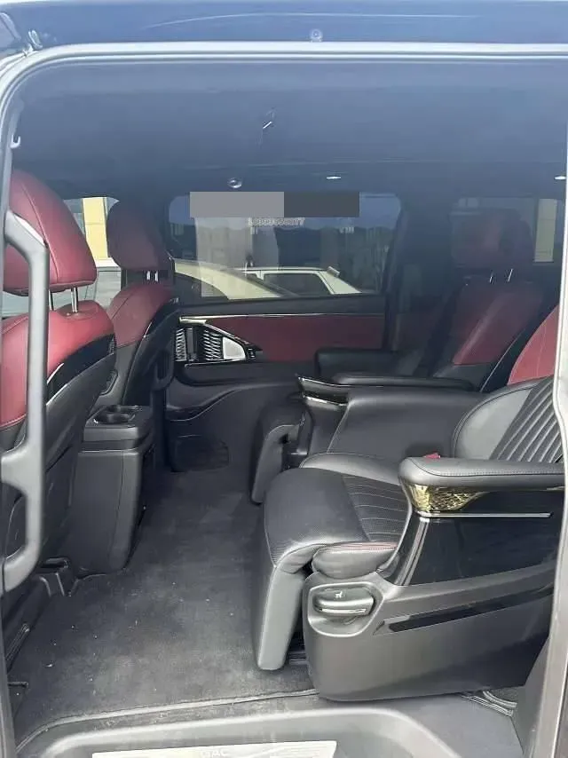 2024 GAC Trumpchi M8 2.0T 252HP L4 8AT,autocango,china used car exporter,china ev exporter,chinese used car exporter,chinese used ev exporter