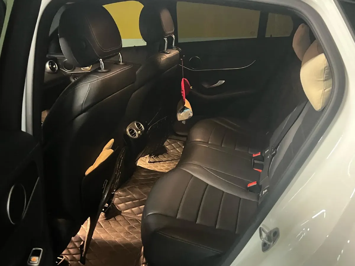 2020 Mercedes-Benz GLC Coupe 2.0T 258HP L4 9AT,autocango,china used car exporter,china ev exporter,chinese used car exporter,chinese used ev exporter