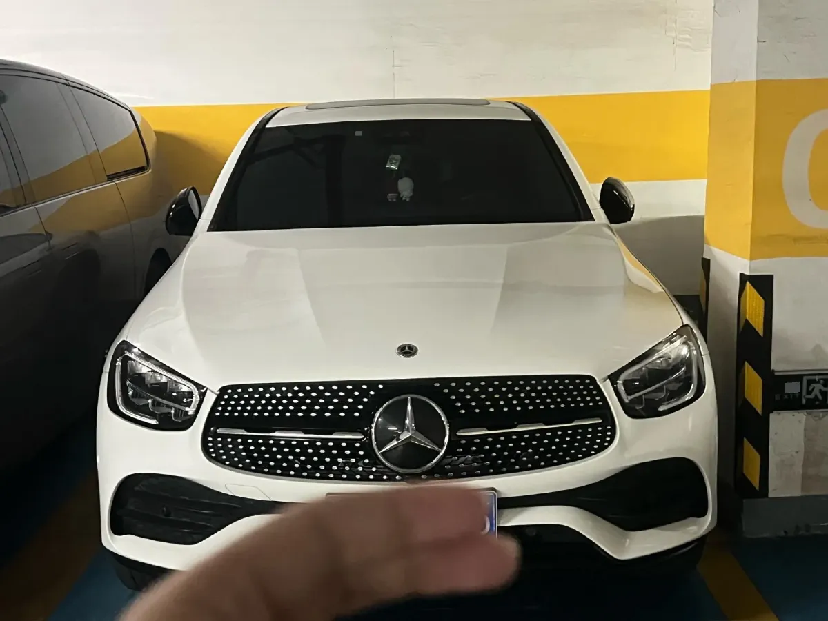2020 Mercedes-Benz GLC Coupe 2.0T 258HP L4 9AT,autocango,china used car exporter,china ev exporter,chinese used car exporter,chinese used ev exporter