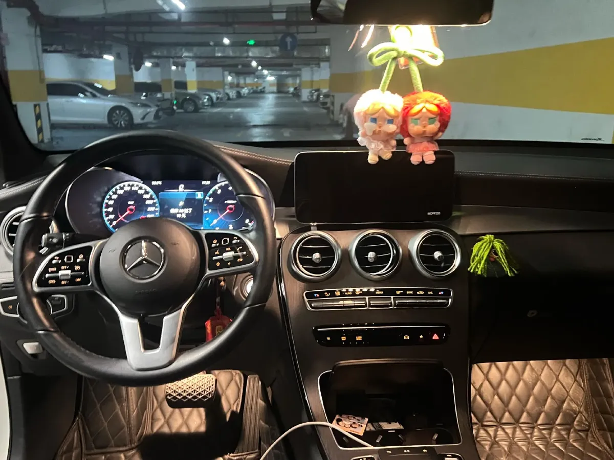 2020 Mercedes-Benz GLC Coupe 2.0T 258HP L4 9AT,autocango,china used car exporter,china ev exporter,chinese used car exporter,chinese used ev exporter