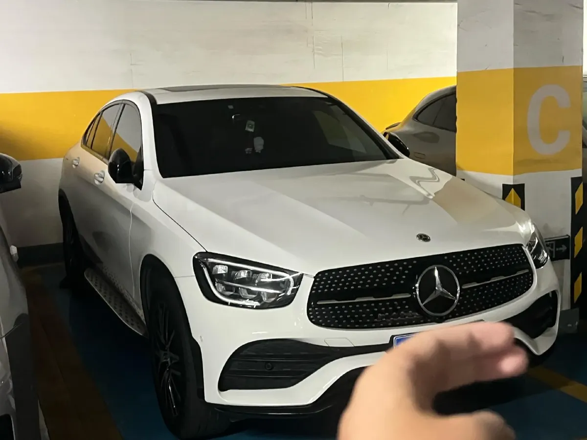 2020 Mercedes-Benz GLC Coupe 2.0T 258HP L4 9AT,autocango,china used car exporter,china ev exporter,chinese used car exporter,chinese used ev exporter