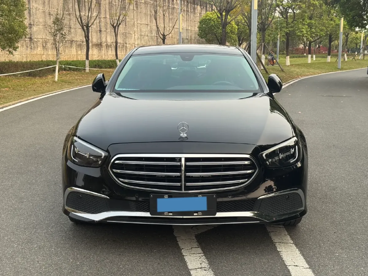 2023 Mercedes-Benz E Class 2.0T 258HP L4 9AT,autocango,china used car exporter,china ev exporter,chinese used car exporter,chinese used ev exporter