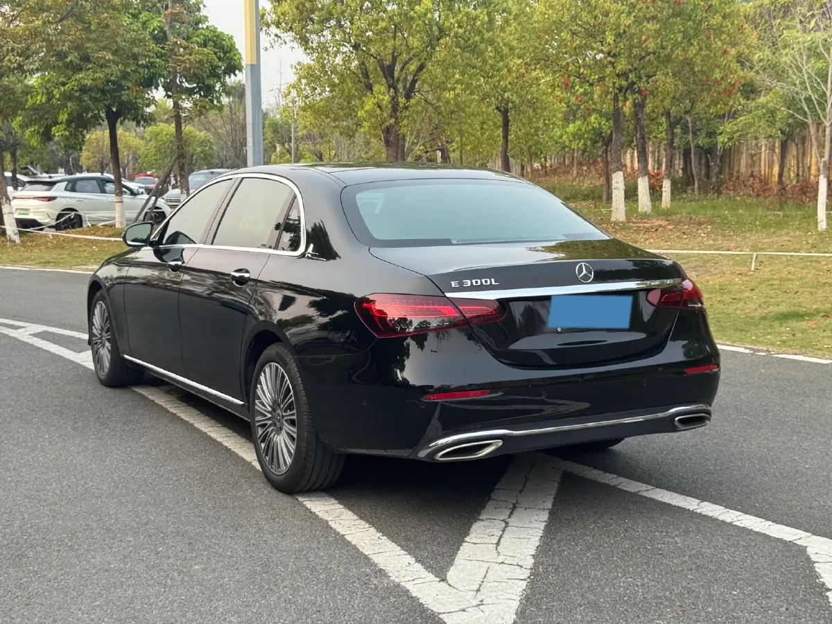 2023 Mercedes-Benz E Class 2.0T 258HP L4 9AT,autocango,china used car exporter,china ev exporter,chinese used car exporter,chinese used ev exporter