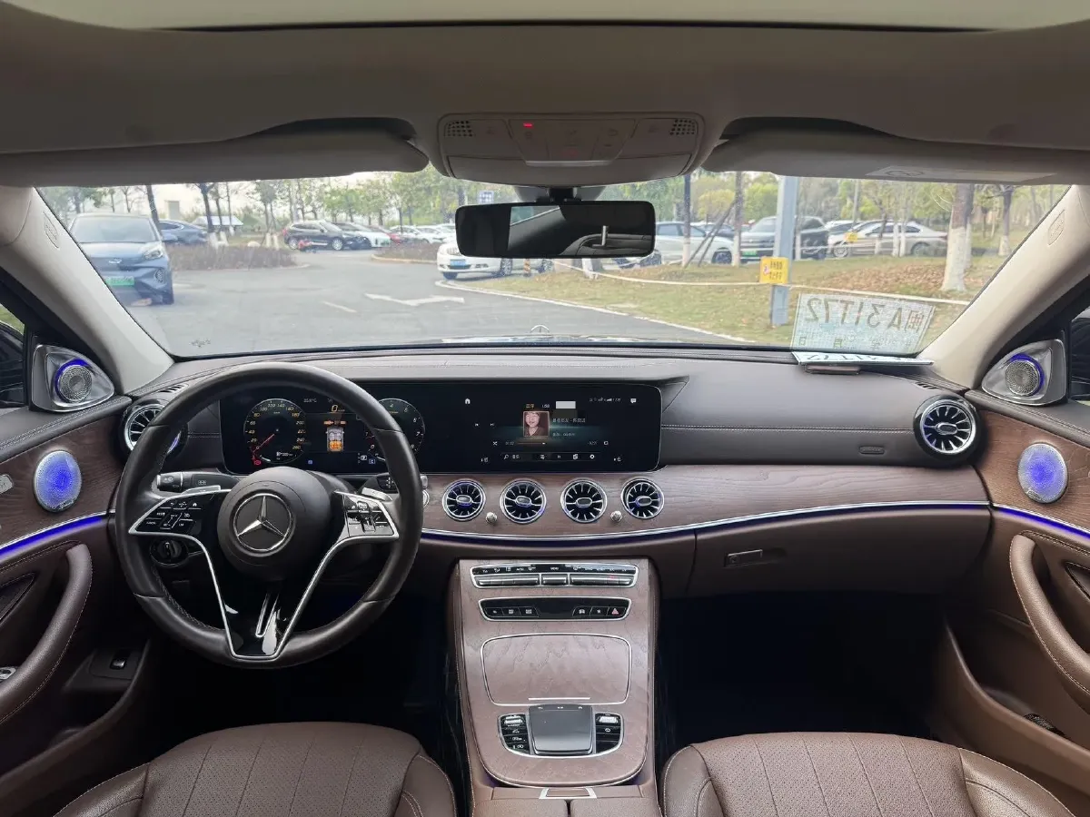 2023 Mercedes-Benz E Class 2.0T 258HP L4 9AT,autocango,china used car exporter,china ev exporter,chinese used car exporter,chinese used ev exporter