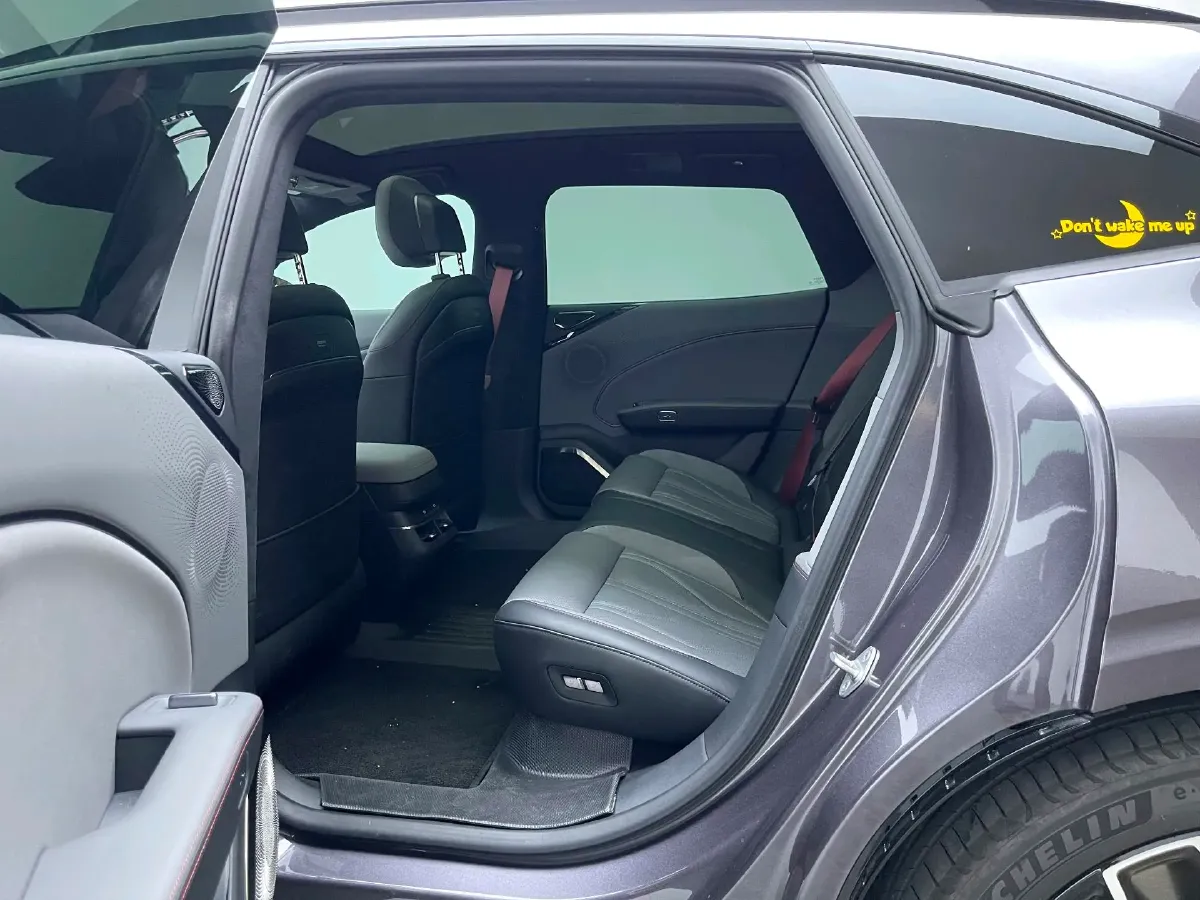 2025 Zeekr 007GT BEV 75KWH,autocango,china used car exporter,china ev exporter,chinese used car exporter,chinese used ev exporter