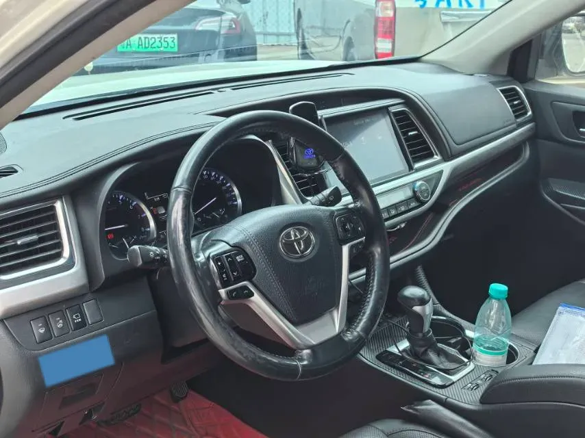2018 Toyota Highlander 2.0T 220HP L4 6AT,autocango,china used car exporter,china ev exporter,chinese used car exporter,chinese used ev exporter
