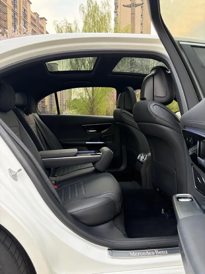 2022 Mercedes-Benz C Class 1.5T 204HP L4 9AT,autocango,china used car exporter,china ev exporter,chinese used car exporter,chinese used ev exporter