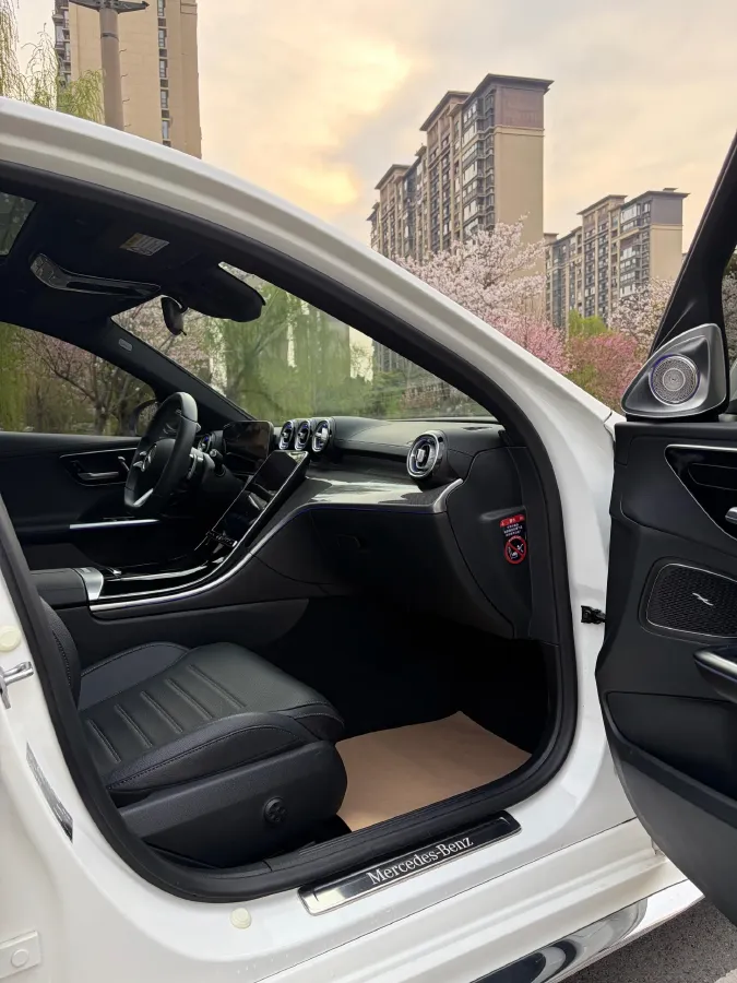 2022 Mercedes-Benz C Class 1.5T 204HP L4 9AT,autocango,china used car exporter,china ev exporter,chinese used car exporter,chinese used ev exporter