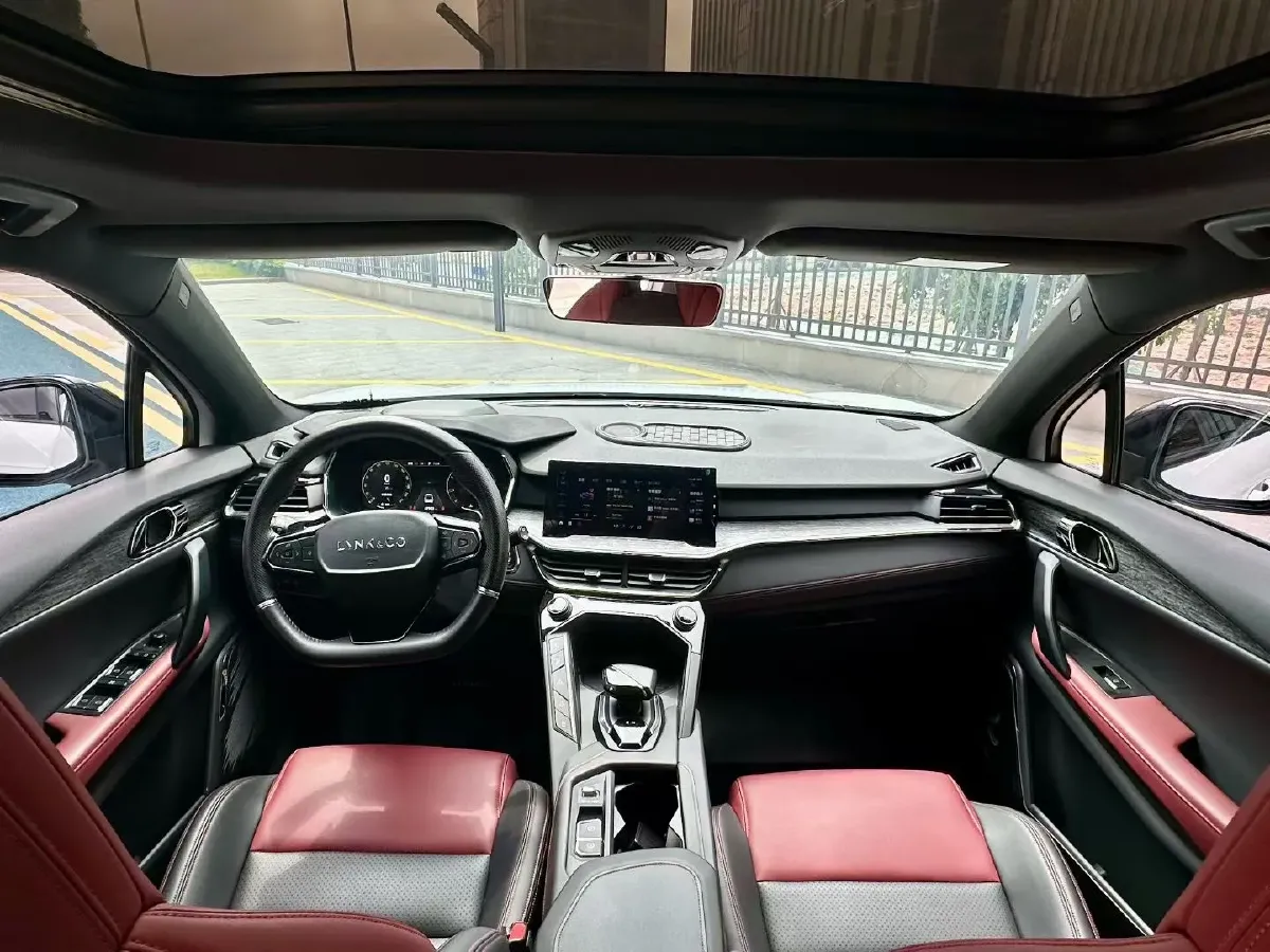 2020 LYNK&CO 06 1.5T 177HP L3 7DCT,autocango,china used car exporter,china ev exporter,chinese used car exporter,chinese used ev exporter