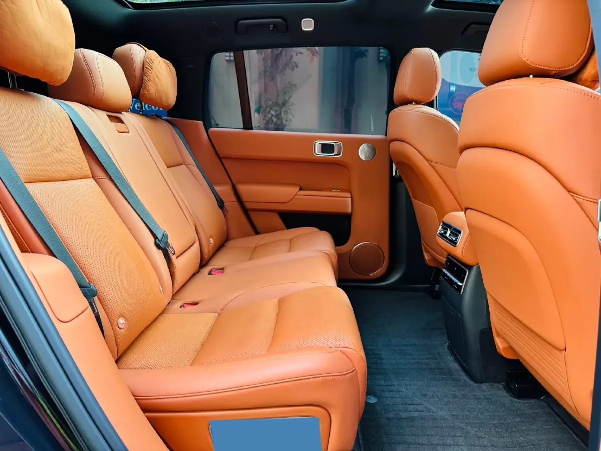 2023 Li L7 Range Extended 154HP REEV 40.9KWH,autocango,china used car exporter,china ev exporter,chinese used car exporter,chinese used ev exporter