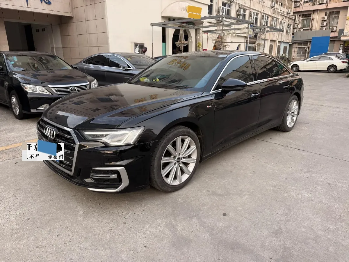 2024 Audi A6L 2.0T 245HP L4 7DCT,autocango,china used car exporter,china ev exporter,chinese used car exporter,chinese used ev exporter