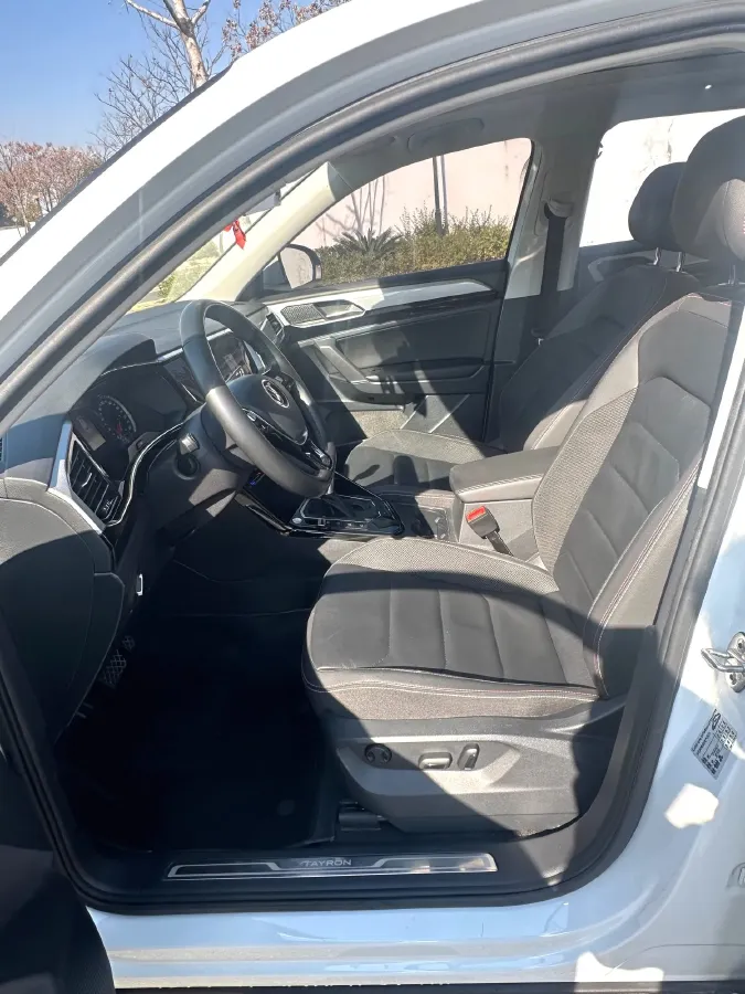 2022 Volkswagen Tayron 2.0T 186HP L4 7DCT,autocango,china used car exporter,china ev exporter,chinese used car exporter,chinese used ev exporter