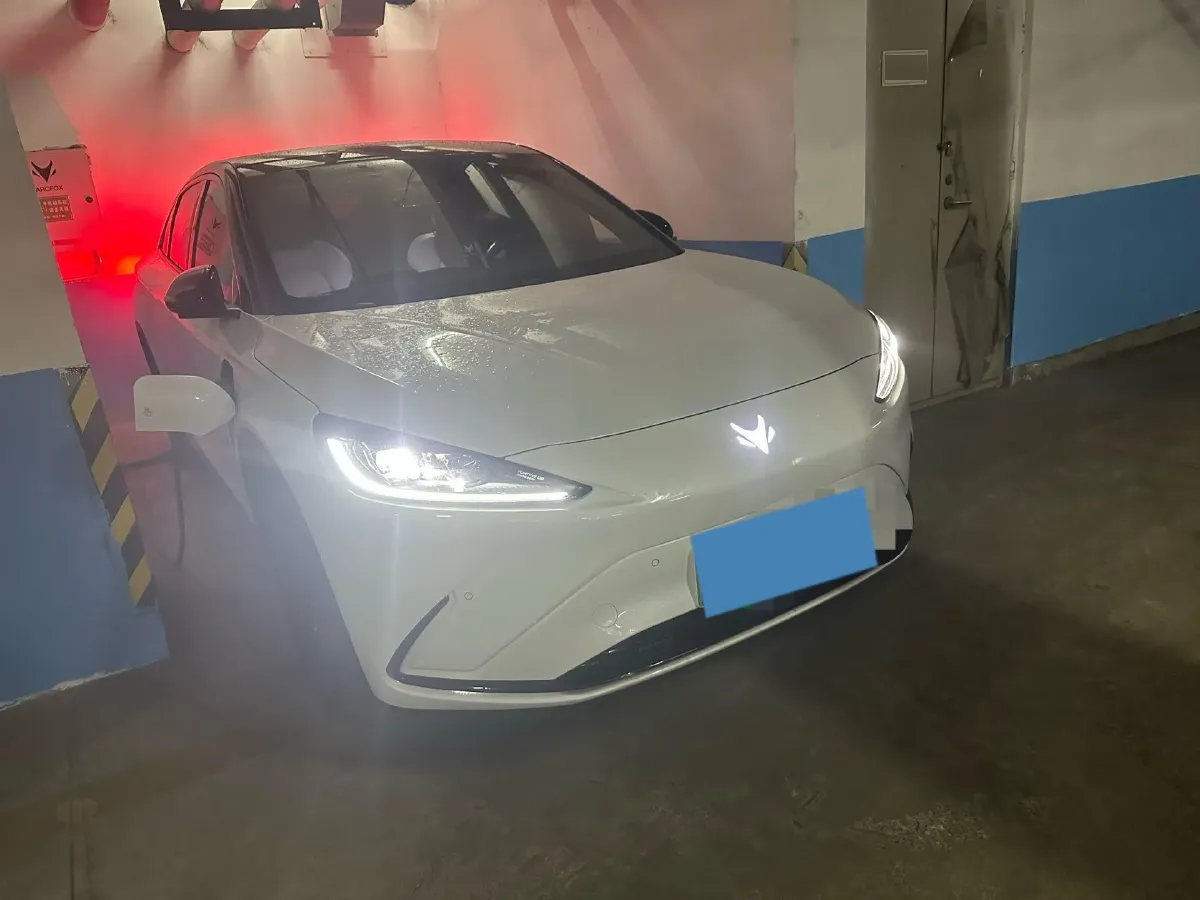 2023 ARCFOX αS BEV,autocango,china used car exporter,china ev exporter,chinese used car exporter,chinese used ev exporter