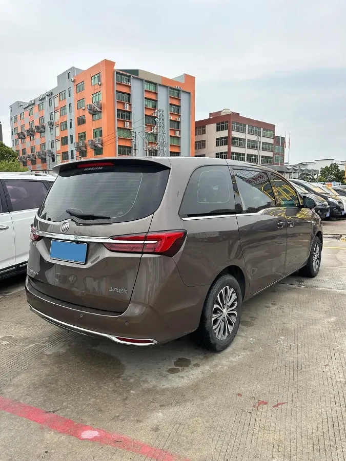 2021 Buick GL8 2.0T 237HP L4 9AT,autocango,china used car exporter,china ev exporter,chinese used car exporter,chinese used ev exporter
