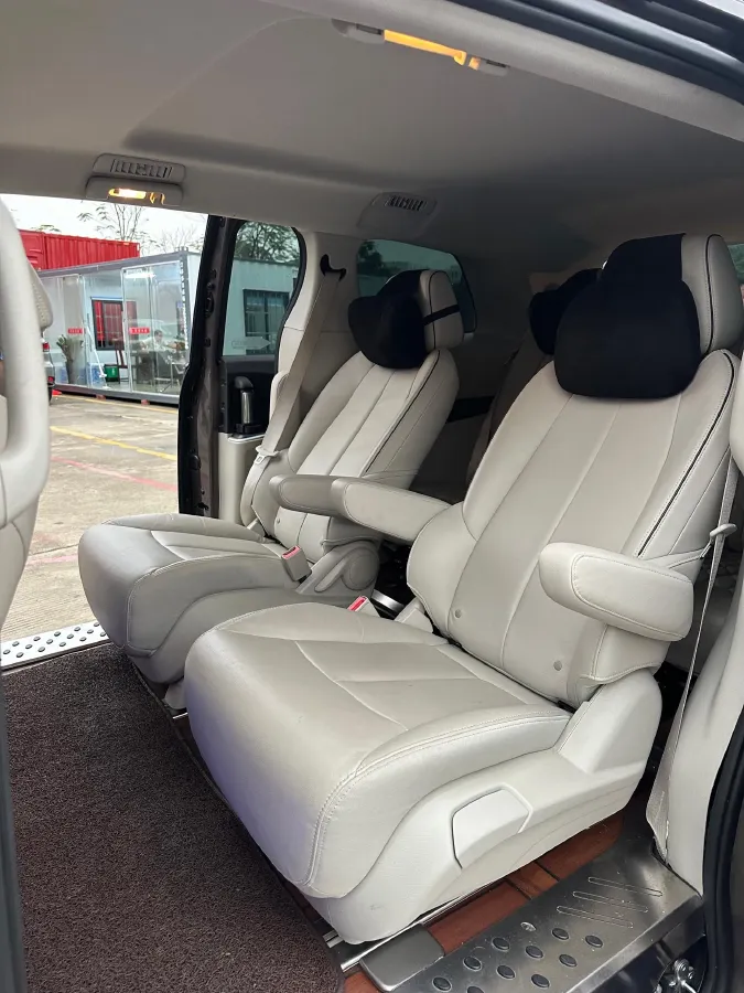 2021 Buick GL8 2.0T 237HP L4 9AT,autocango,china used car exporter,china ev exporter,chinese used car exporter,chinese used ev exporter