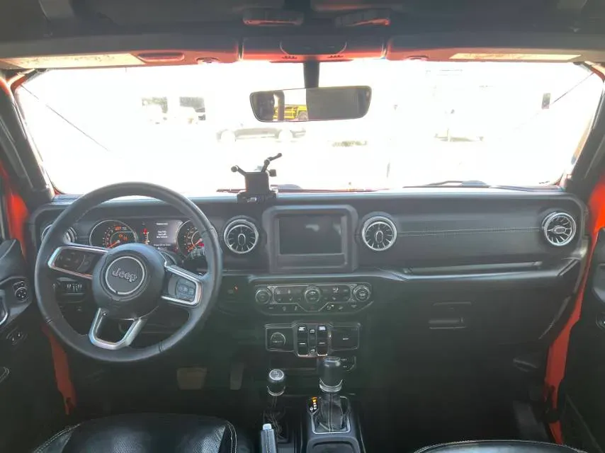 2019 Jeep Wrangler 2.0T 266HP L4 8AT,autocango,china used car exporter,china ev exporter,chinese used car exporter,chinese used ev exporter