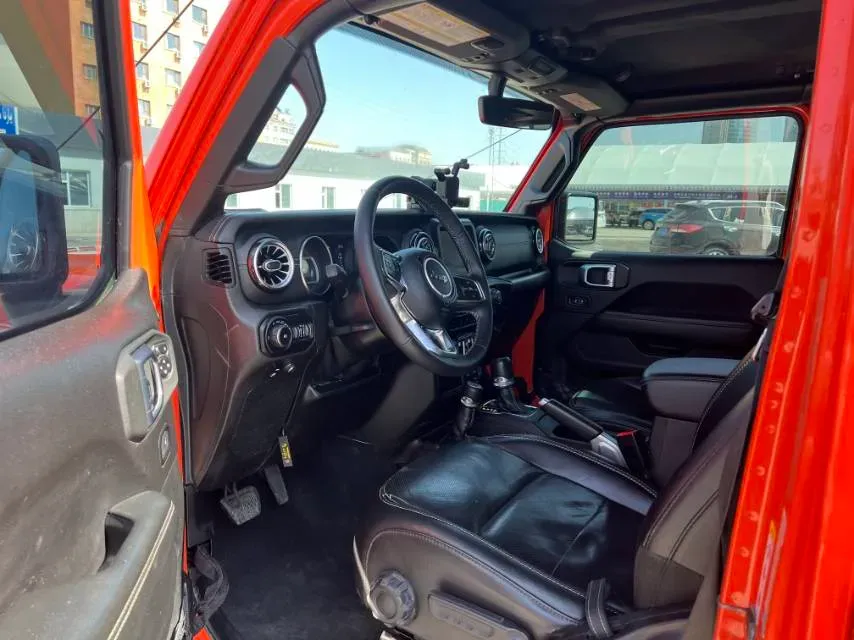 2019 Jeep Wrangler 2.0T 266HP L4 8AT,autocango,china used car exporter,china ev exporter,chinese used car exporter,chinese used ev exporter