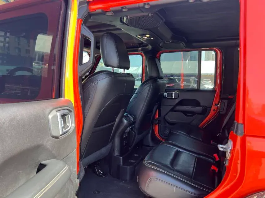 2019 Jeep Wrangler 2.0T 266HP L4 8AT,autocango,china used car exporter,china ev exporter,chinese used car exporter,chinese used ev exporter